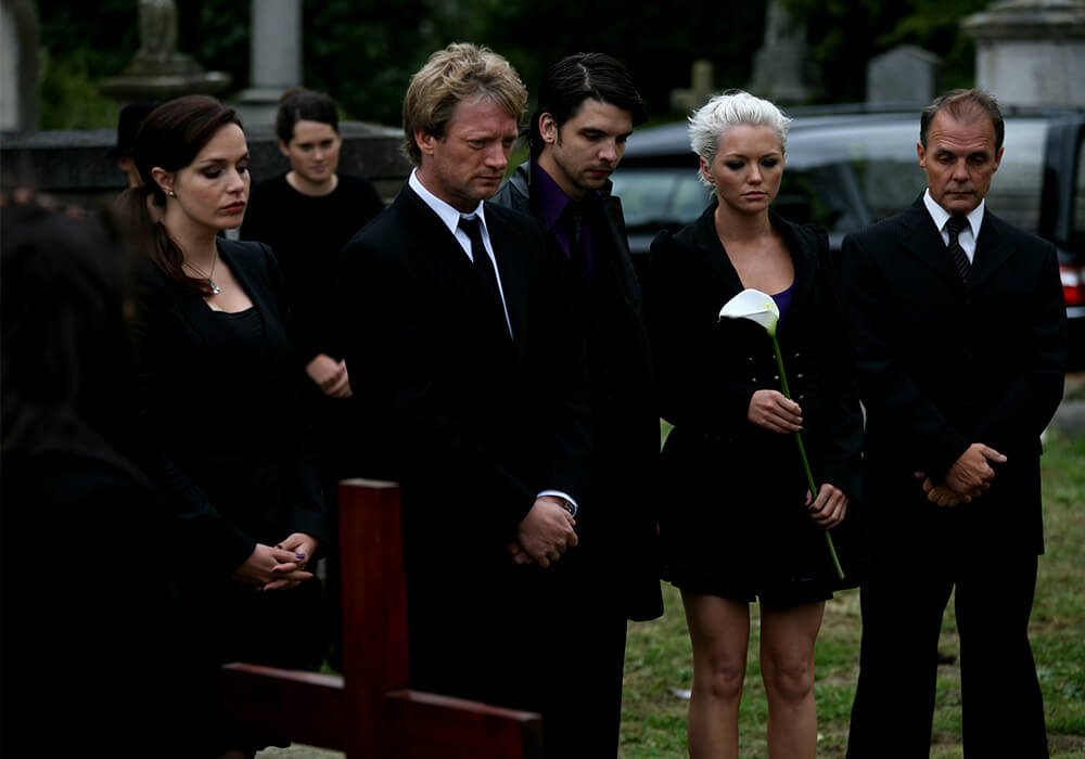 Cómo vestirse para asistir a un Velorio o Funeral? – Funeraria Villar